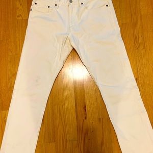 Gap 1969 Men’s White Jeans Slim Fit (slightly used) Size 33 x 32